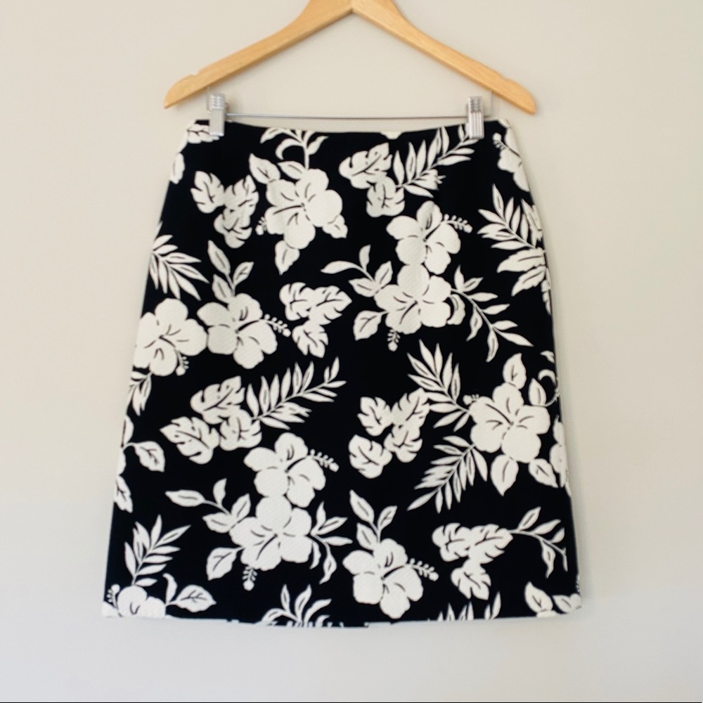 Talbots- B&W Floral Skirt
